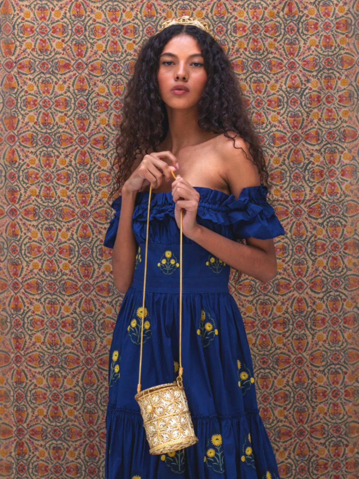 Magnetic Midnight Mariposas Mini Cylinder Box Bag