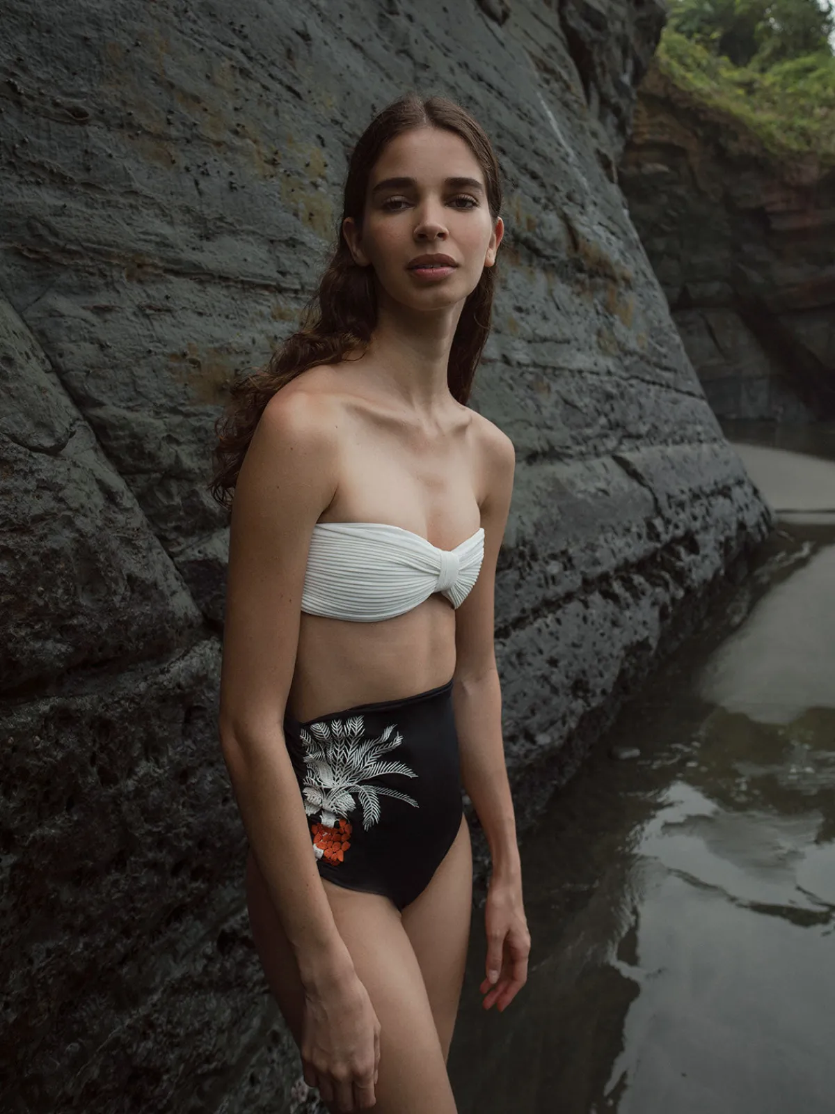 Juan de Dios Victoria Vintage Bottom Embroidered