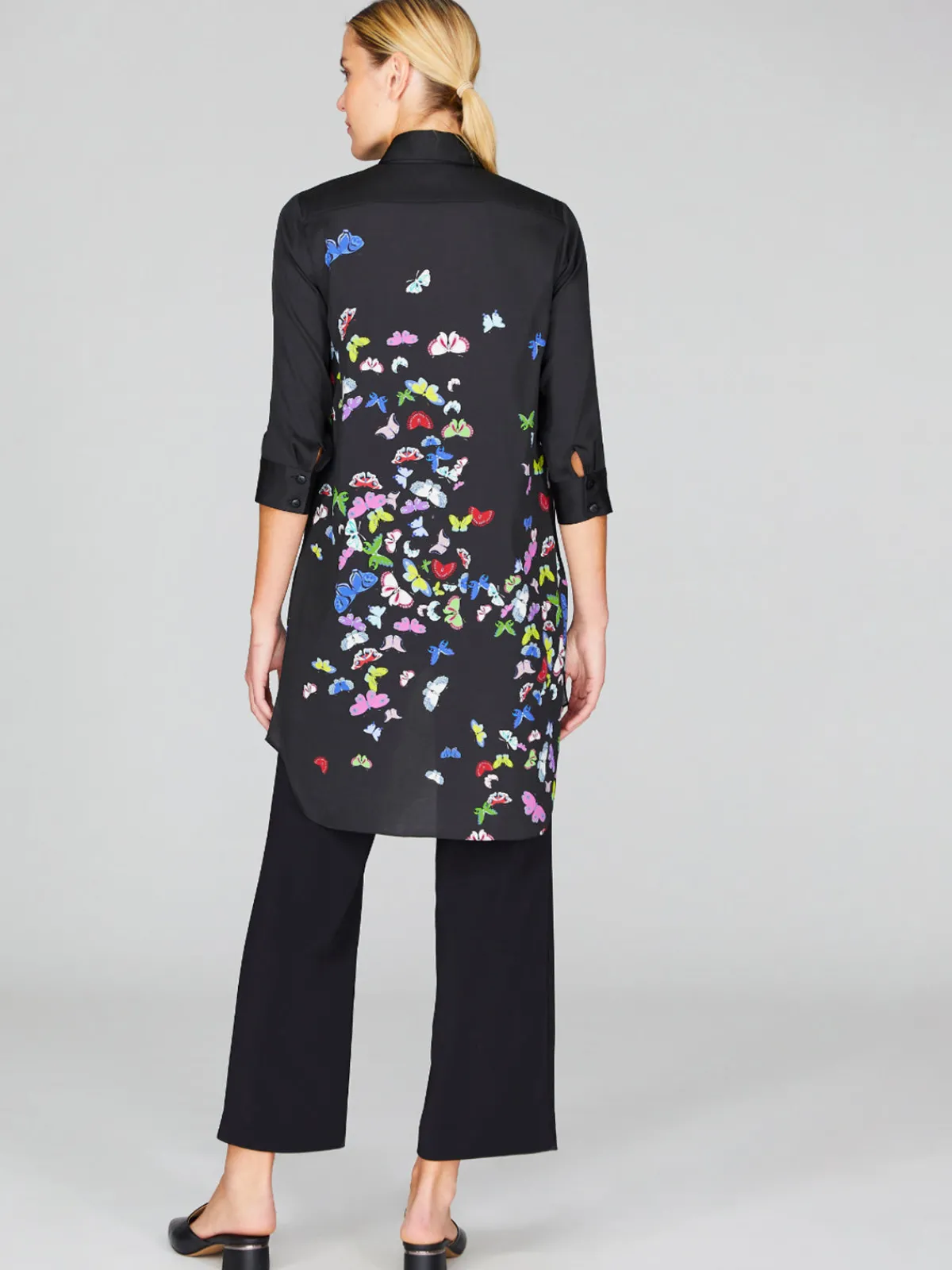 Mi Jong Lee Flutter Print Georgette Long Collared Shirt