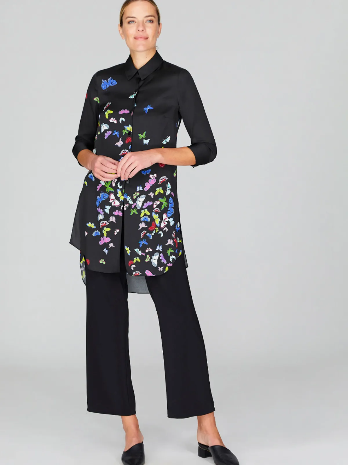 Mi Jong Lee Flutter Print Georgette Long Collared Shirt