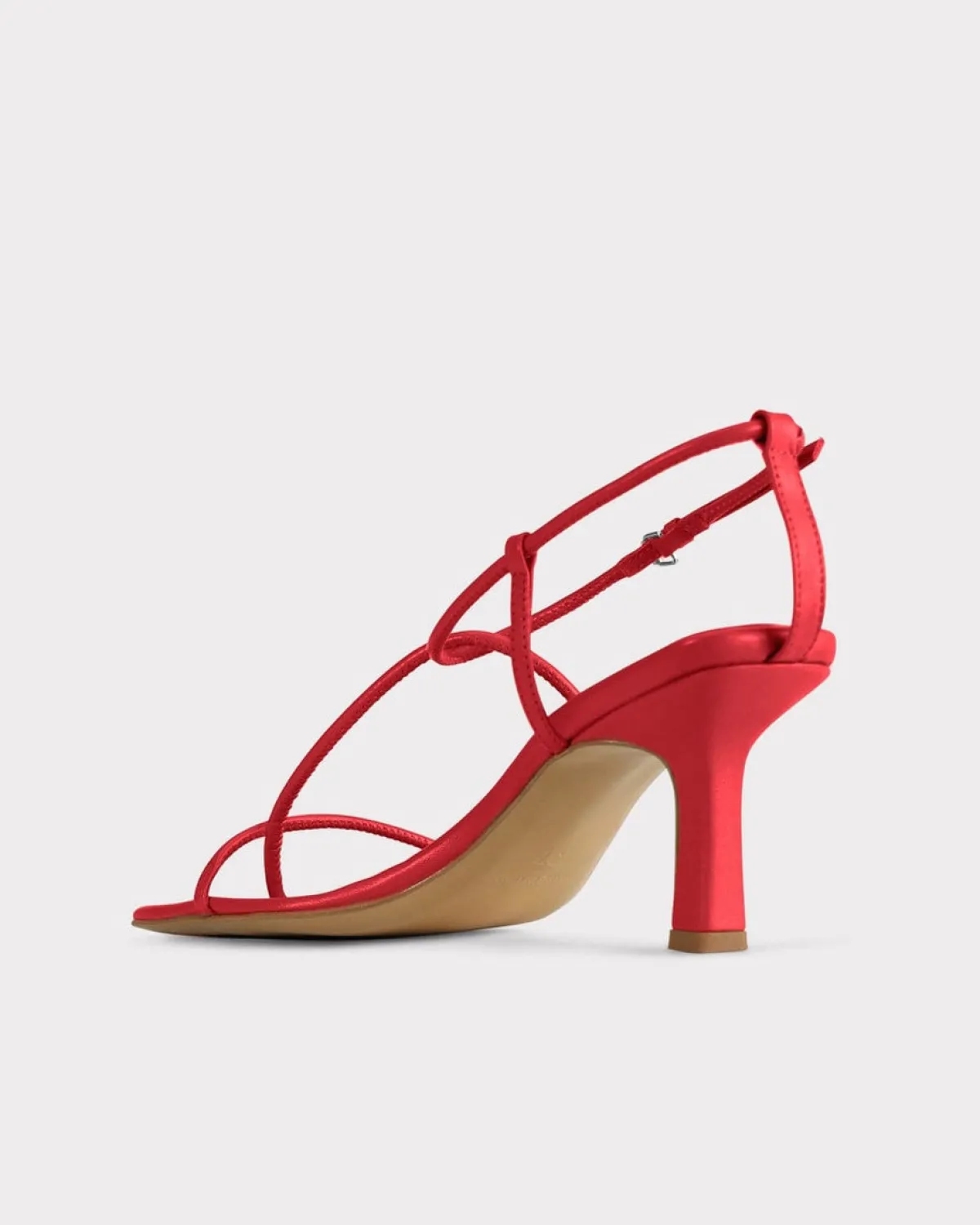 ESSEN The Strappy Sandal