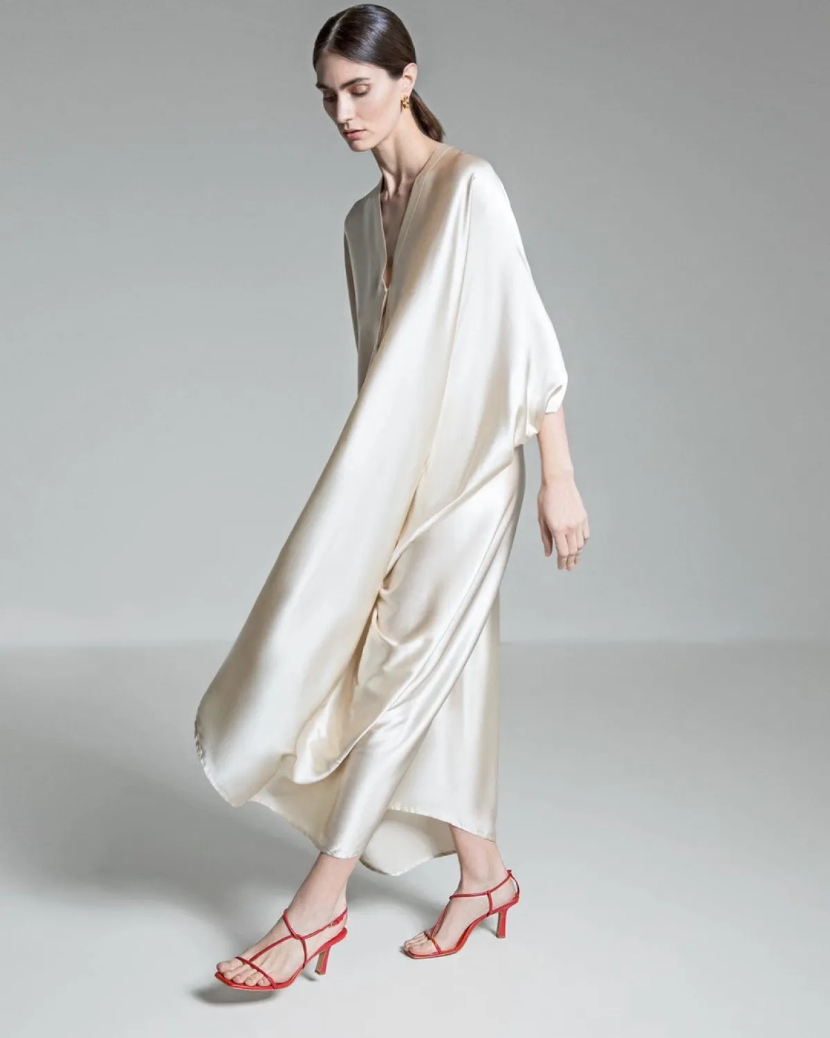 ESSEN The Strappy Sandal