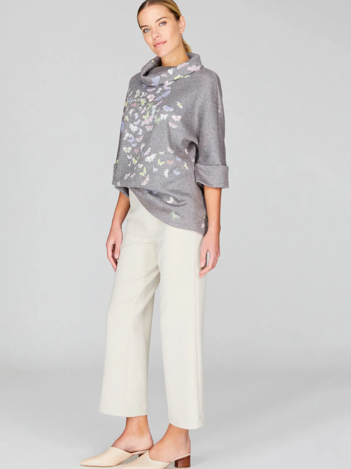 Mi Jong Lee Flutter Print Sweater Knit Poncho