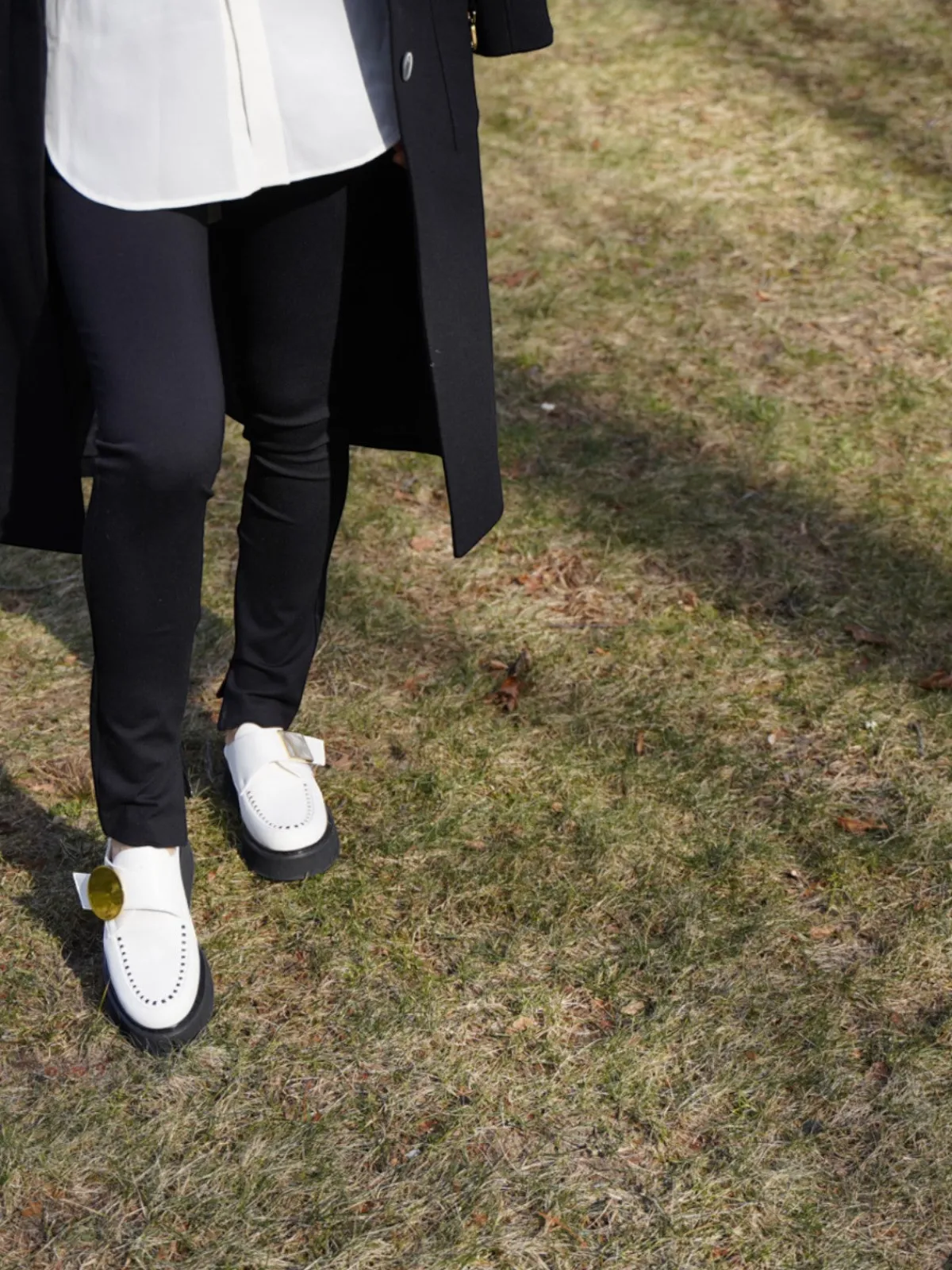 O2 Monde Surya Loafer