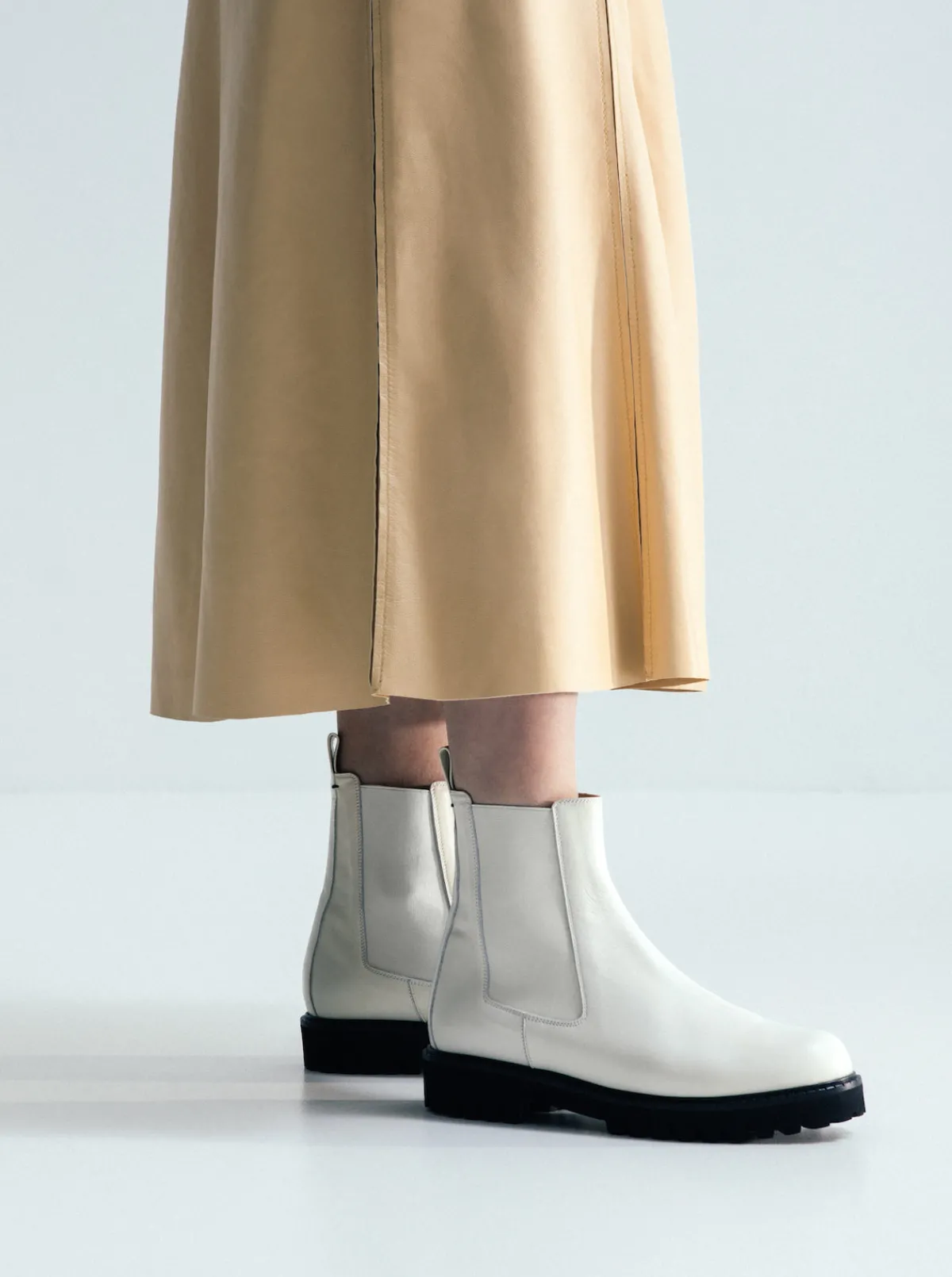 ESSEN The Leather Lug Sole