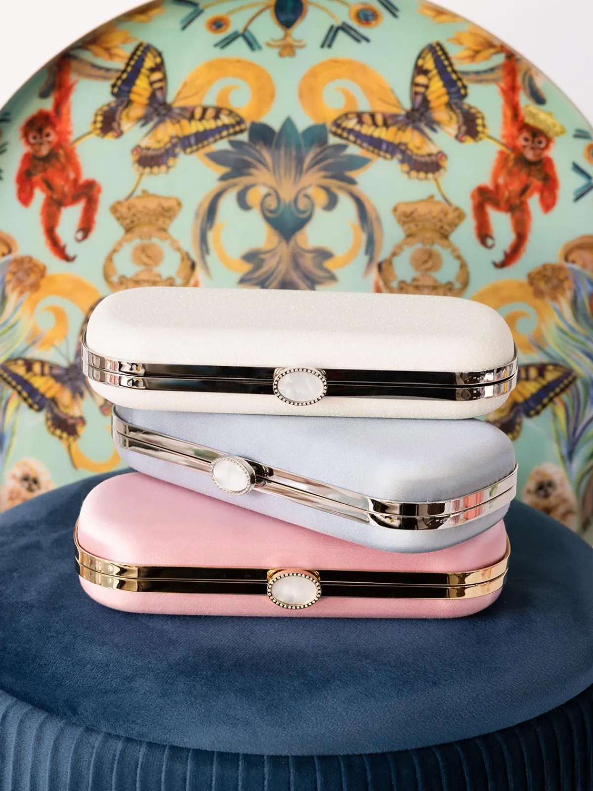 Bella Rosa Satin Bella Clutch