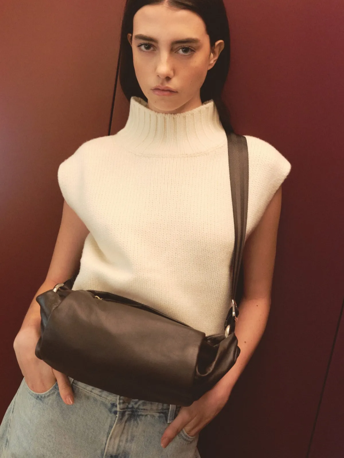 Nora Lozza Hands Free Bag