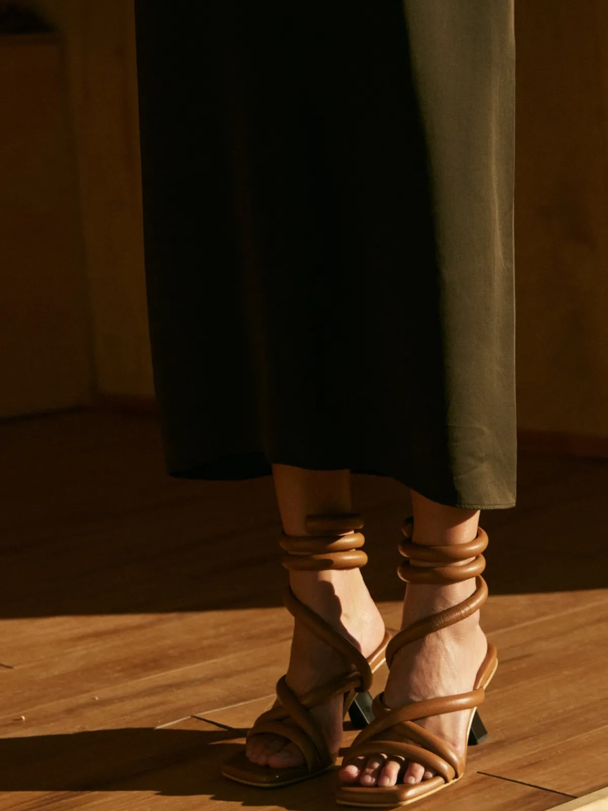 Nora Lozza Itza Sandal