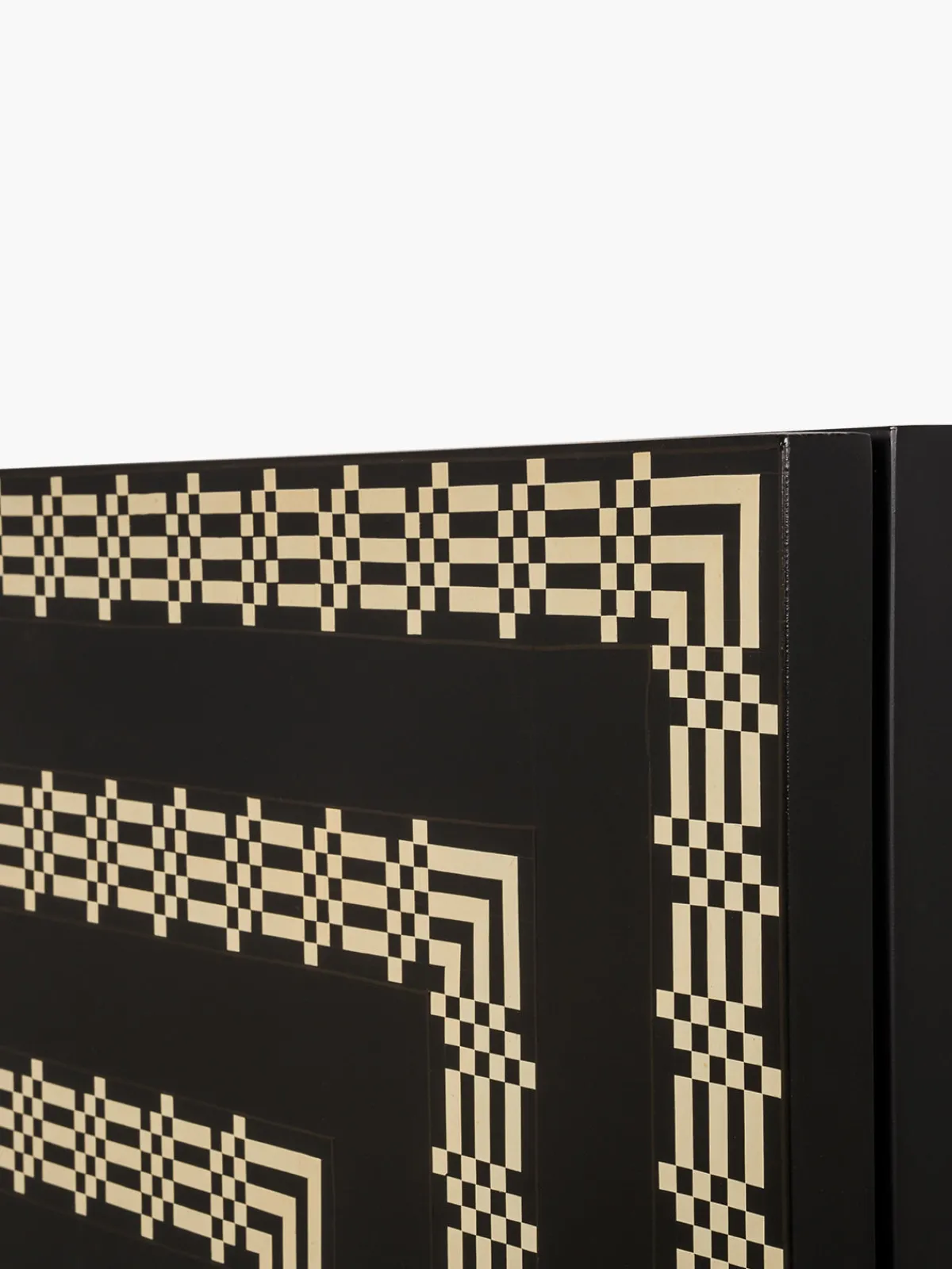 Francesca Miranda Ozo Bar