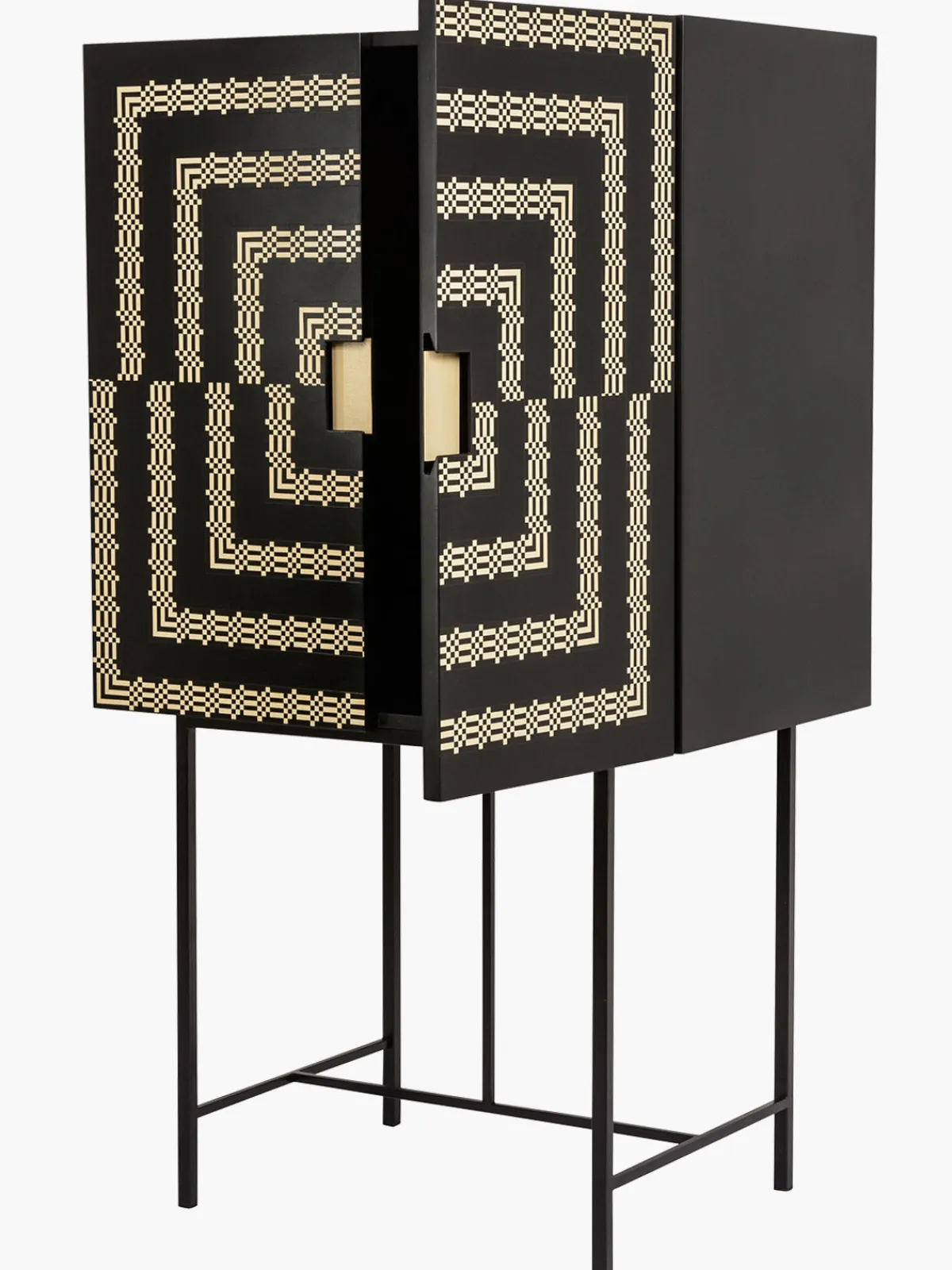 Francesca Miranda Ozo Bar