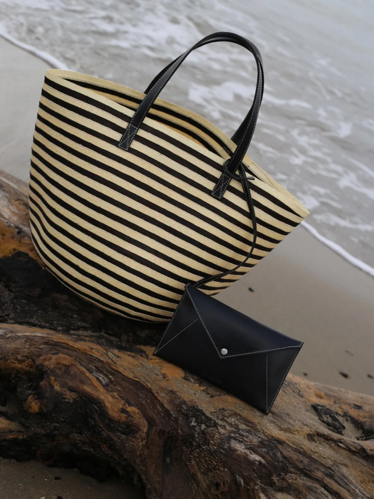 Adriana Castro Marcial Handbag in Leather and Cana Flecha