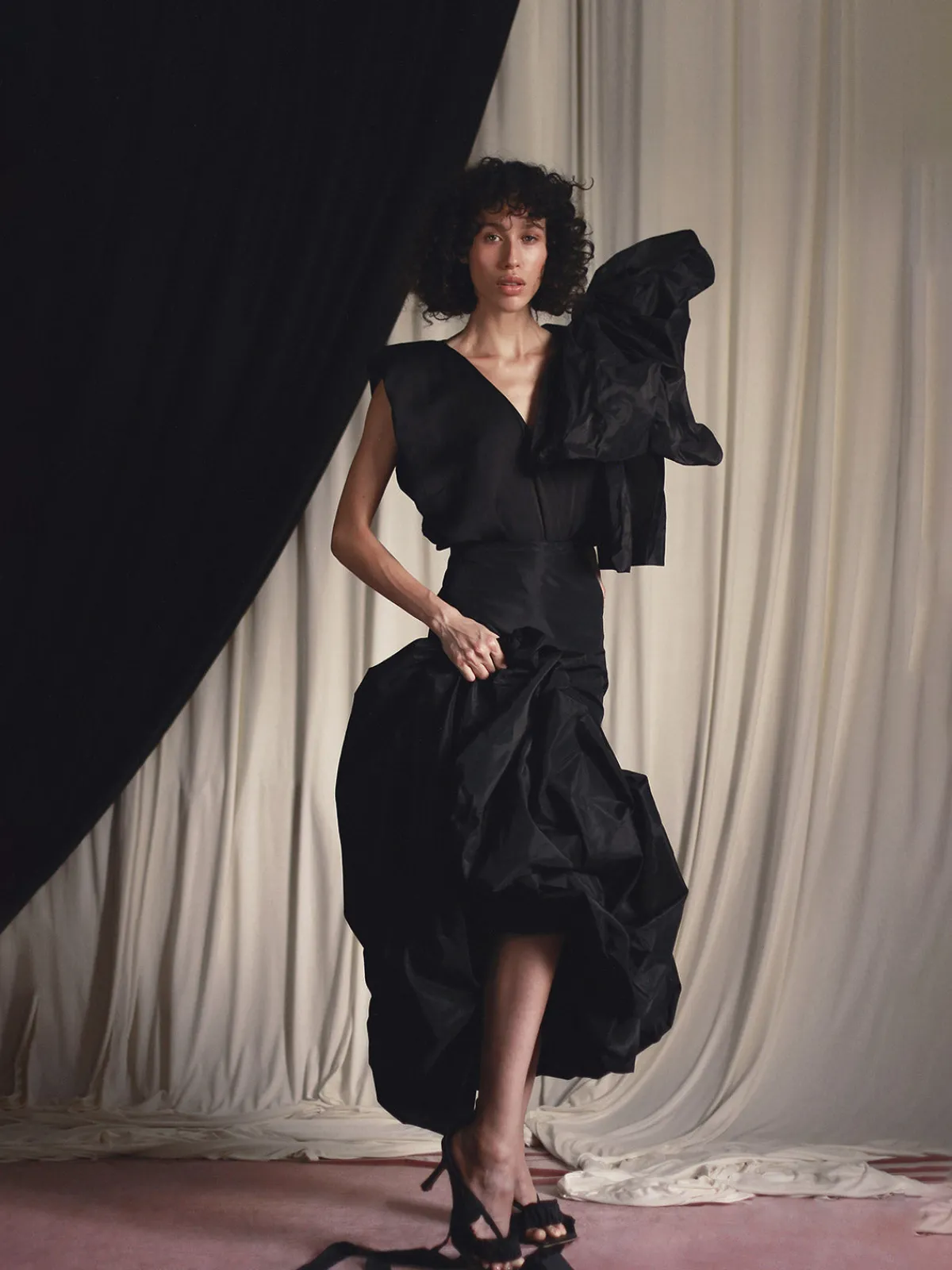 By Efrain Mogollon Antonieta Skirt