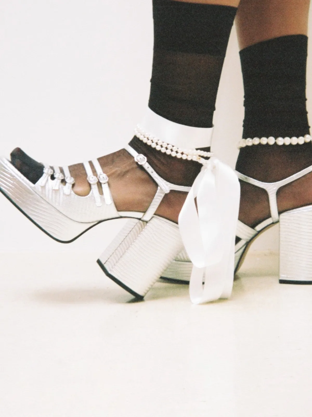 Nomasei Frenchkiss Sandals