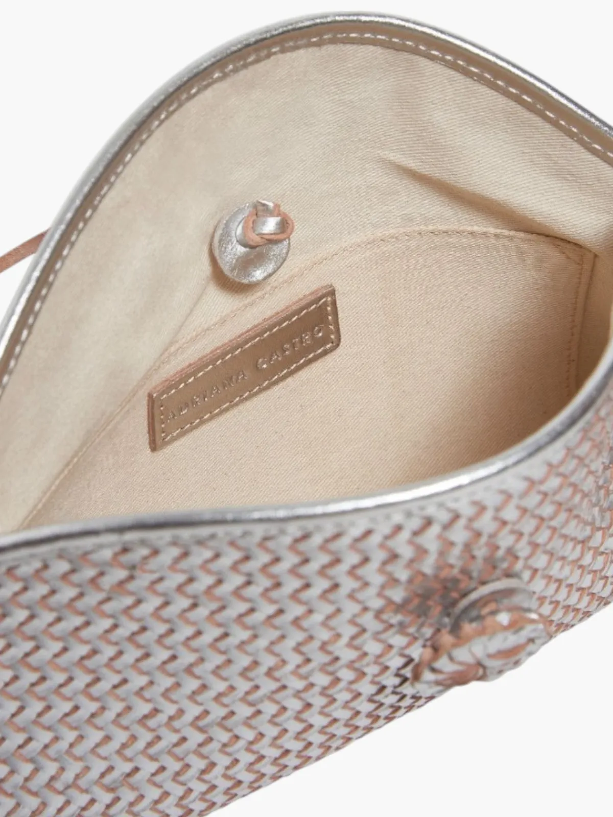 Adriana Castro La Barca Mini