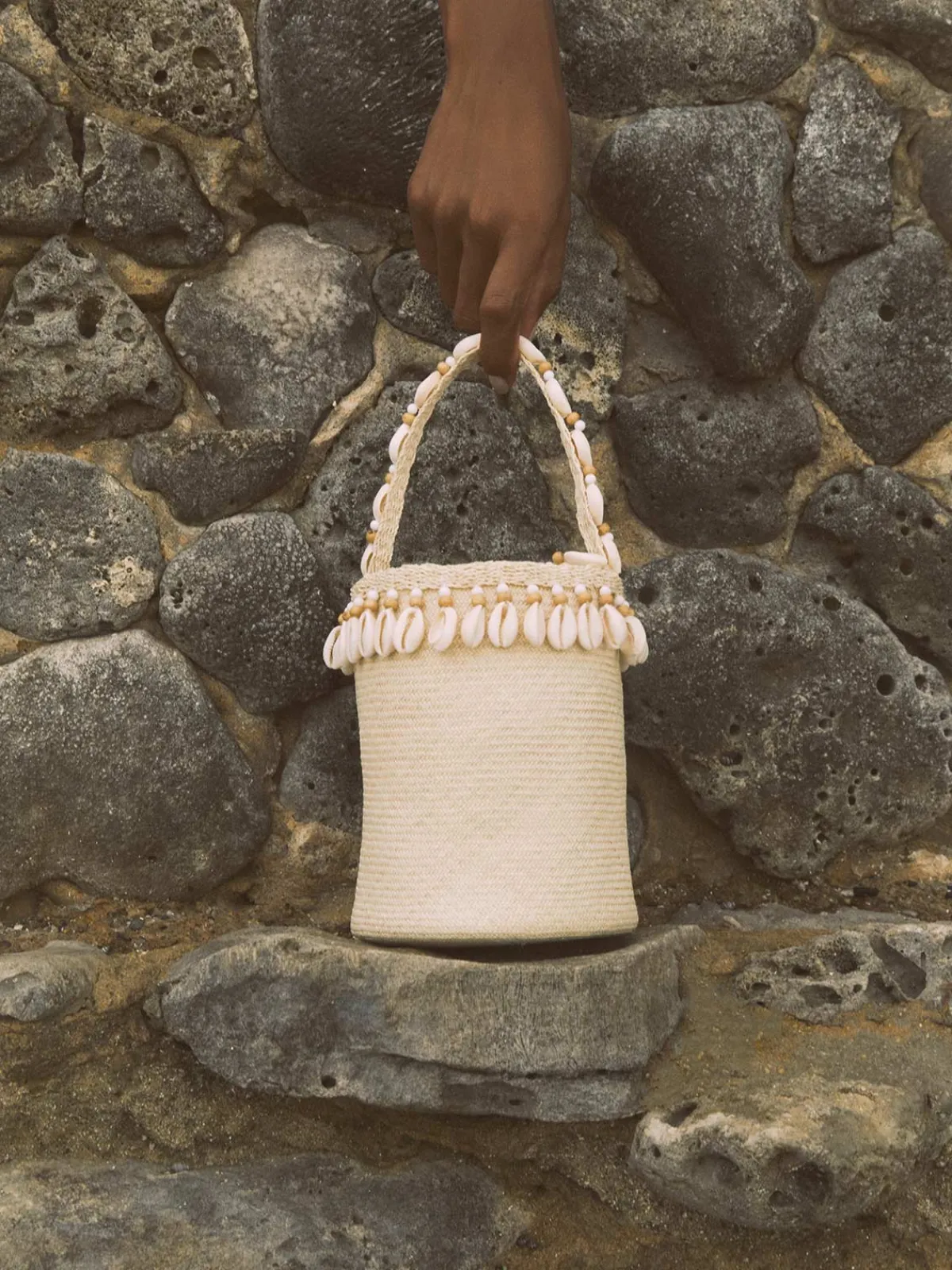 Casa Chiqui Seashell Beach Bucket