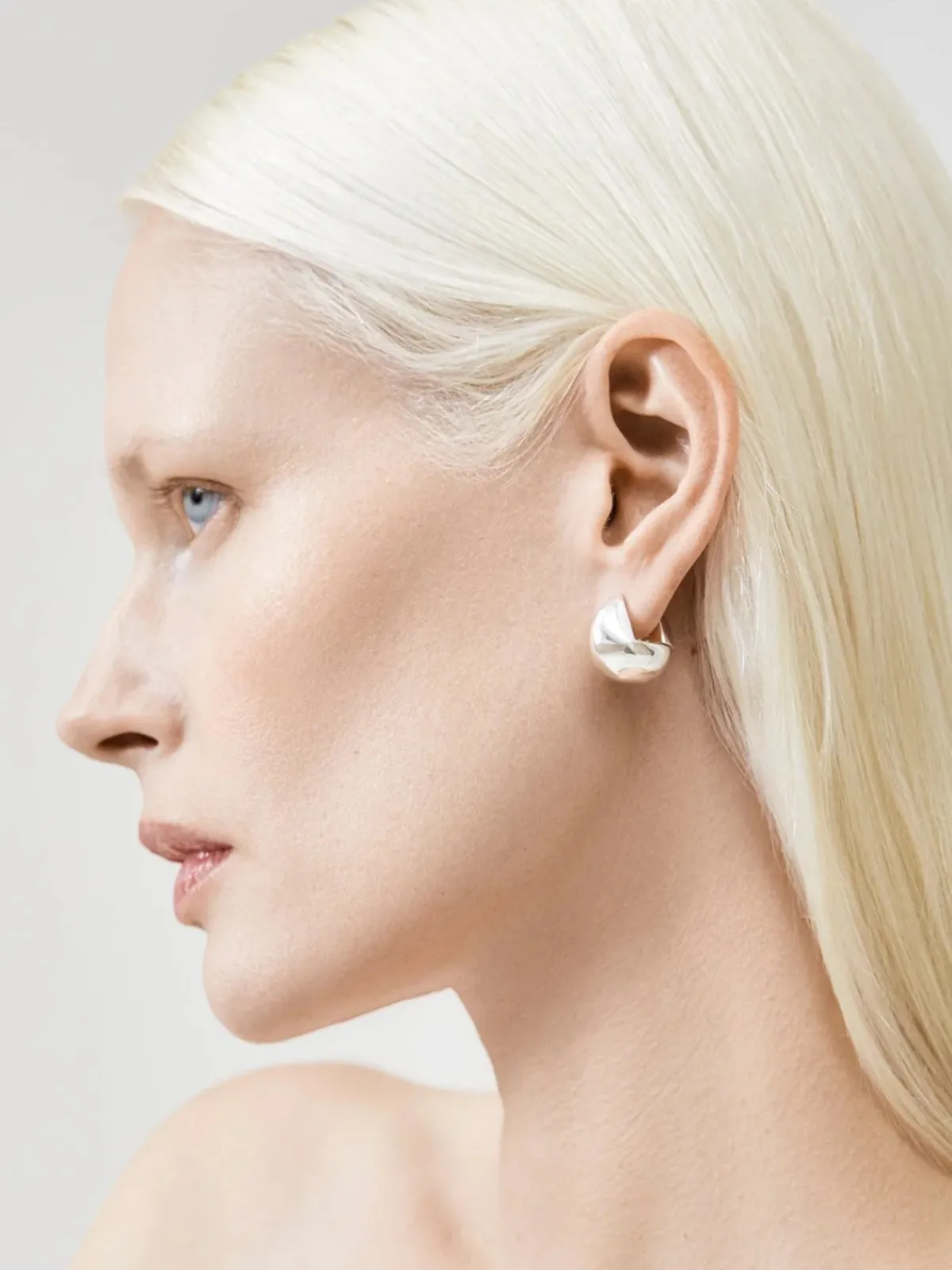 ESSEN The Drop Earrings