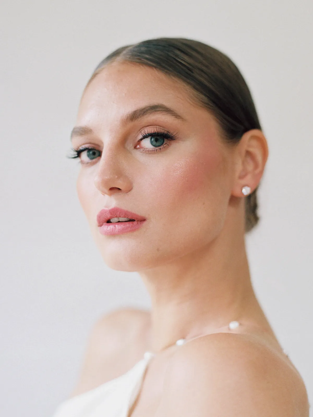 Or u0026 Elle Ile Stud Earrings