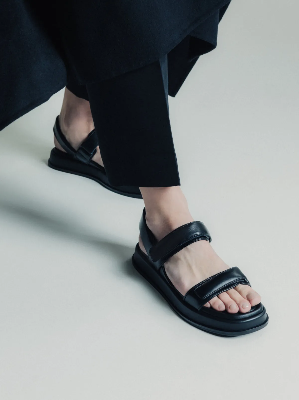 ESSEN The Sporty Sandal