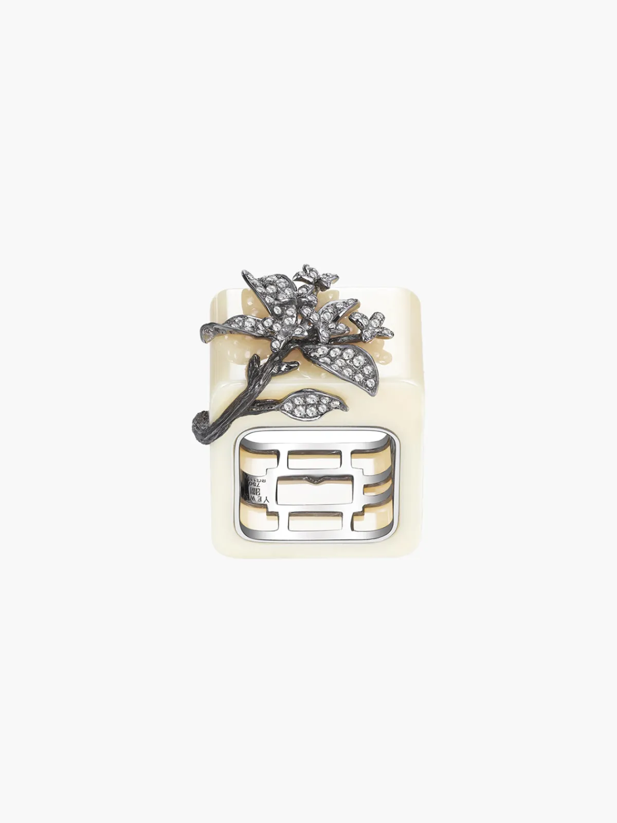 Yewn "BaDaShaRen" Literati Lilac Ceramic Ring