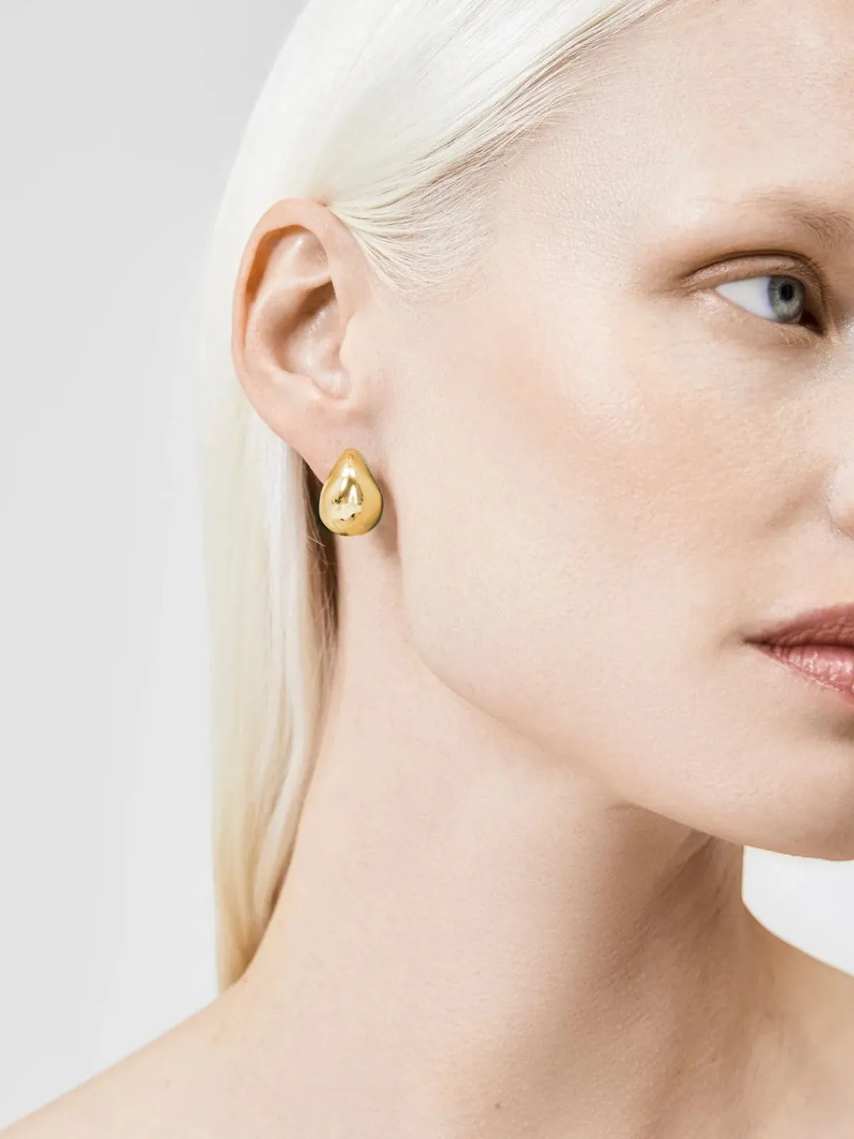 ESSEN The Drop Earrings