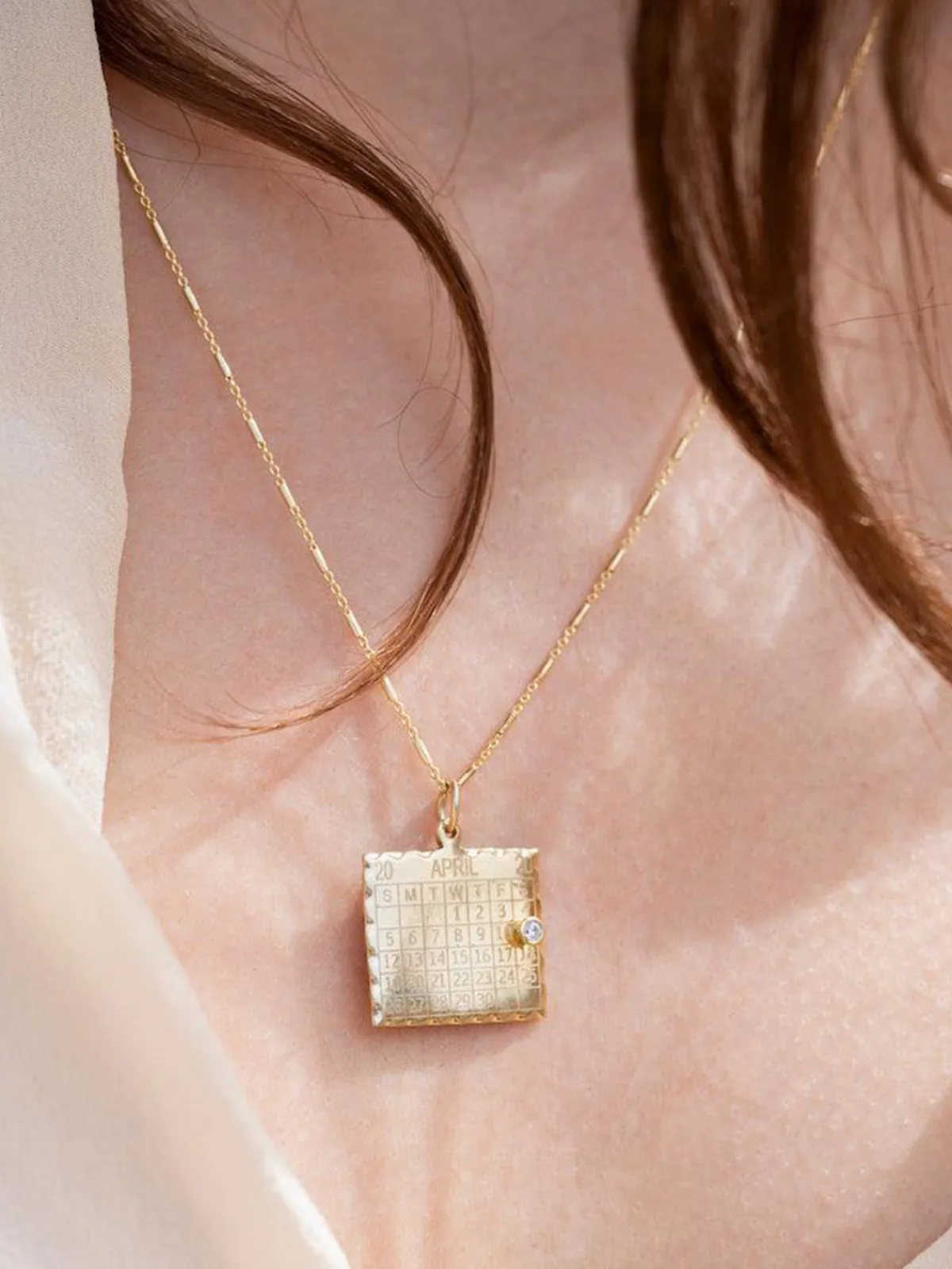 Zahava Single Date 1960s Calendar Charm