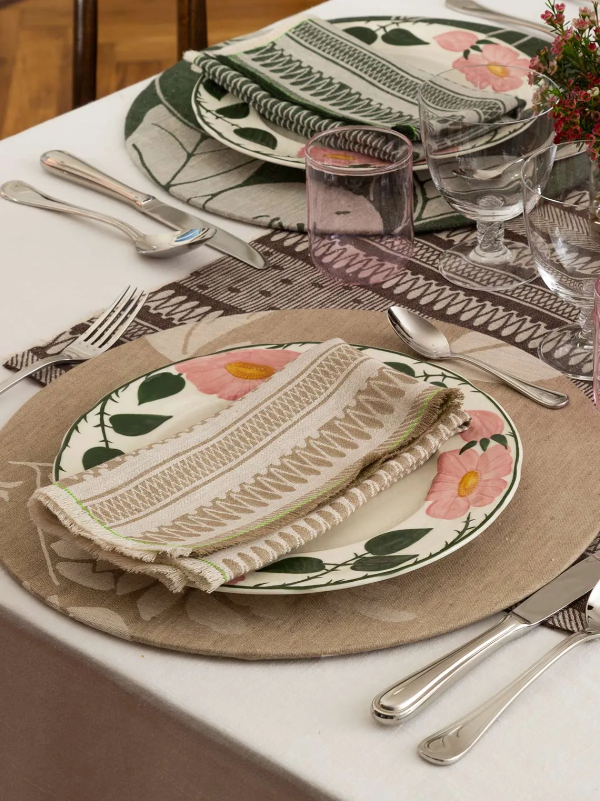 Moye Linen Damask Cesta Set of 2 Linen Napkins