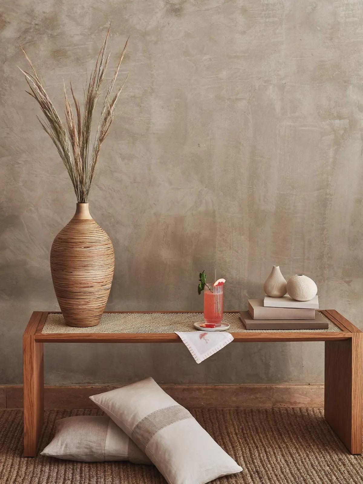 Francesca Miranda Roble Mimbre Bench