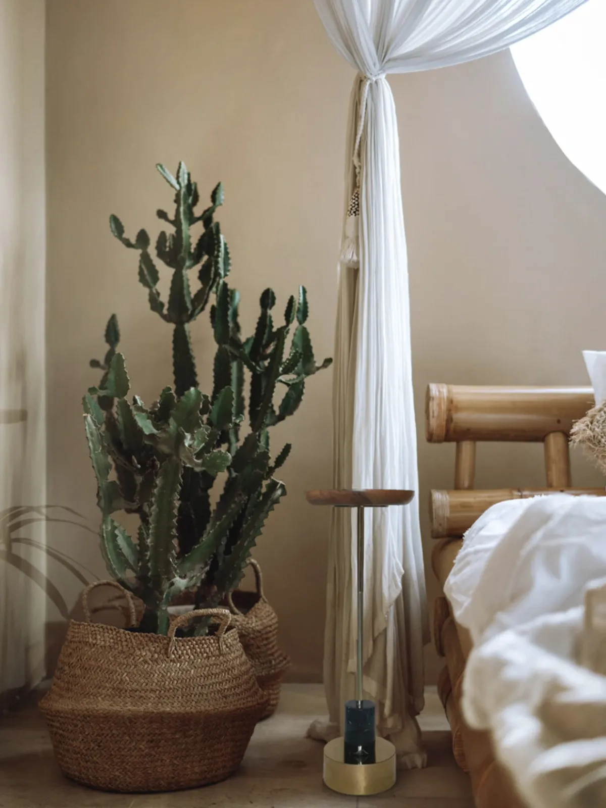 Dounia Ari Mid-Century Drink Table