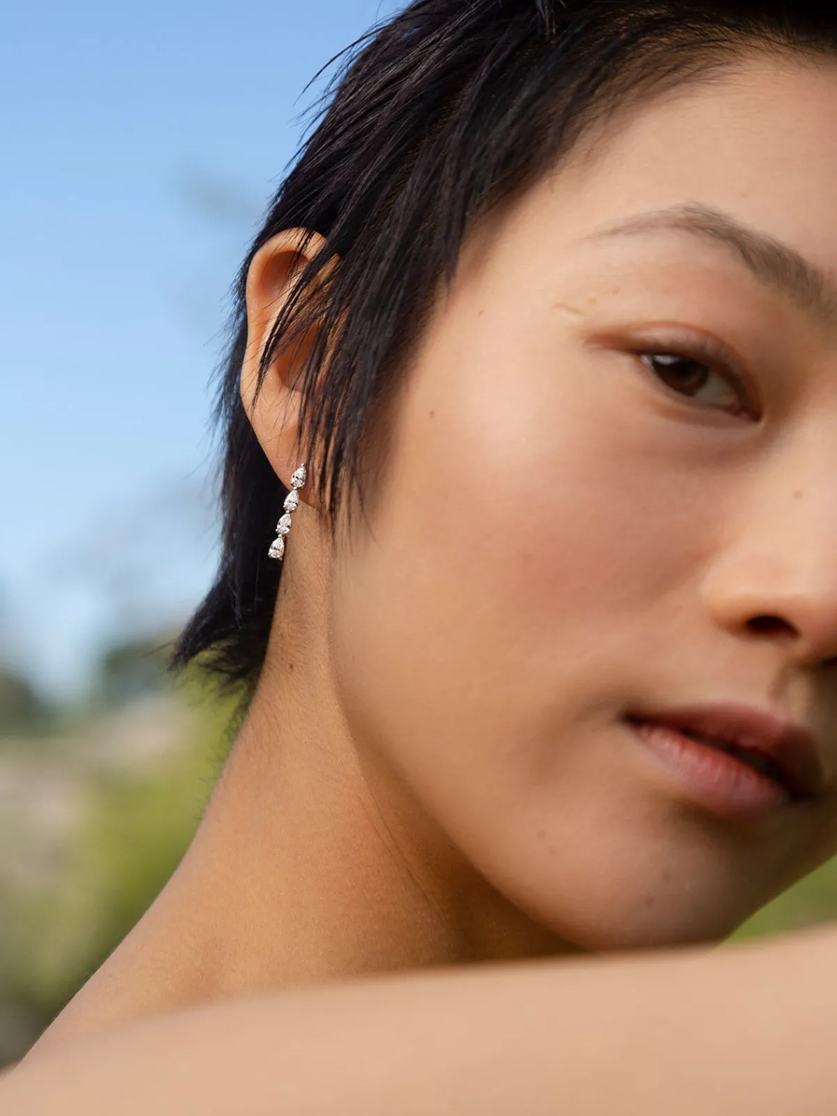 Or u0026 Elle Ile Column Petite Earrings