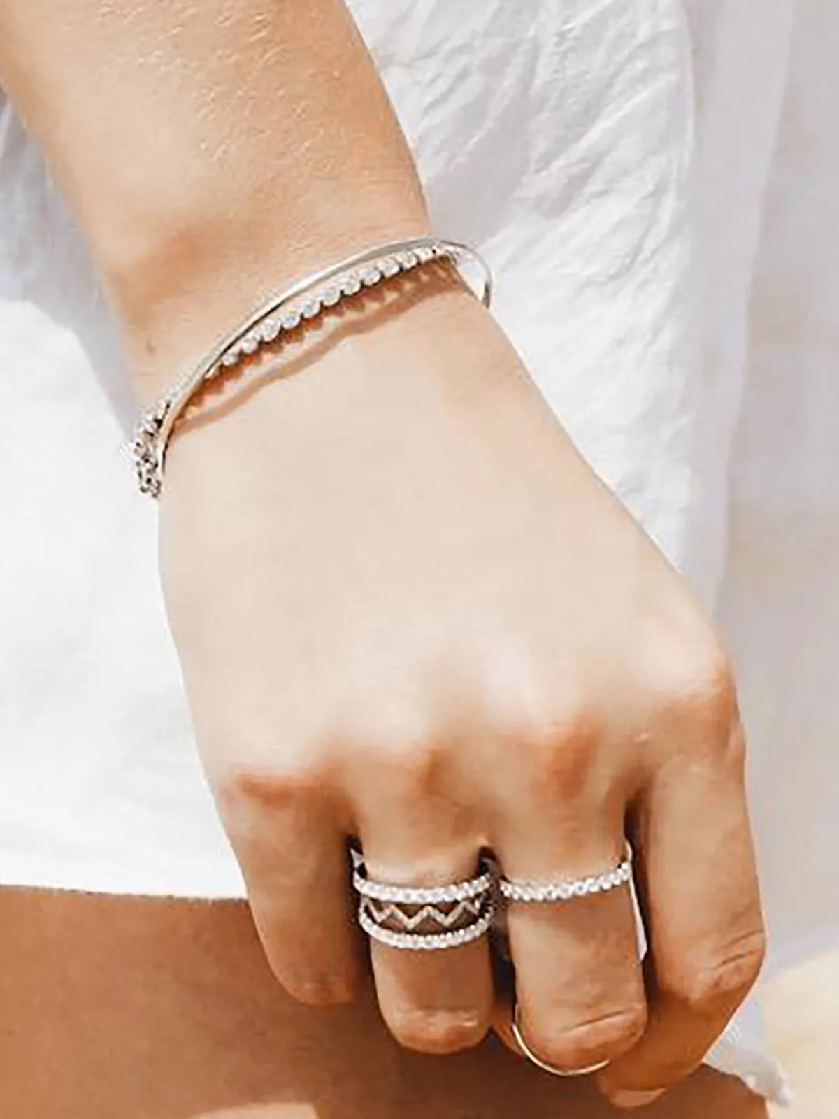 KBH Jewels Bezel Tennis Bracelet