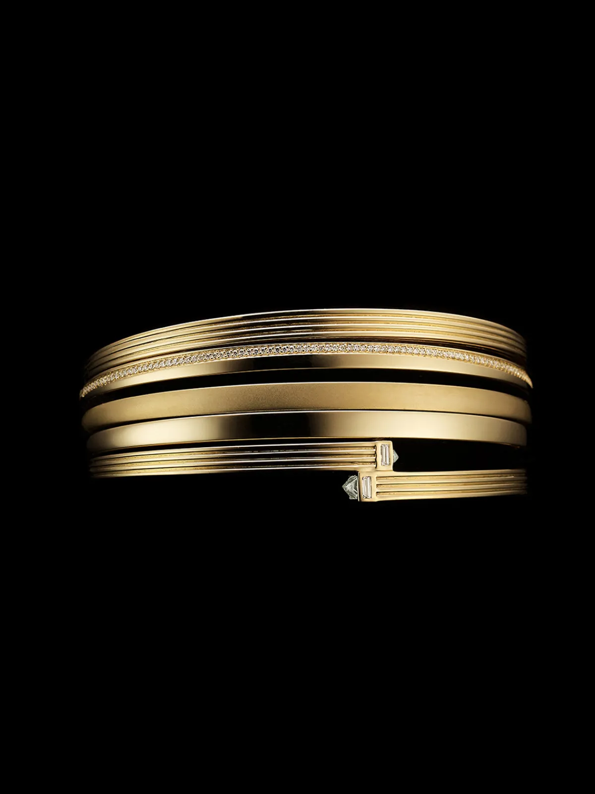 TEJEN Fluted Capstone Double Wrap Bangle