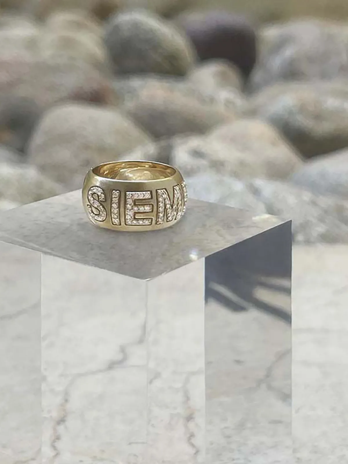 Jonne Amaya Poem Diamond Cigar Band