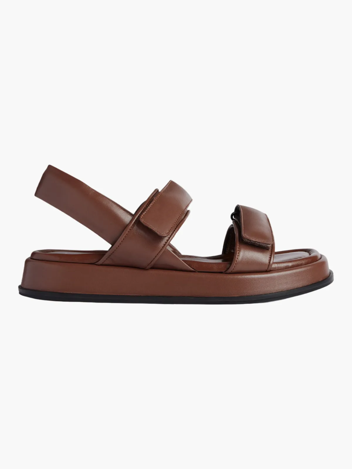 ESSEN The Sporty Sandal