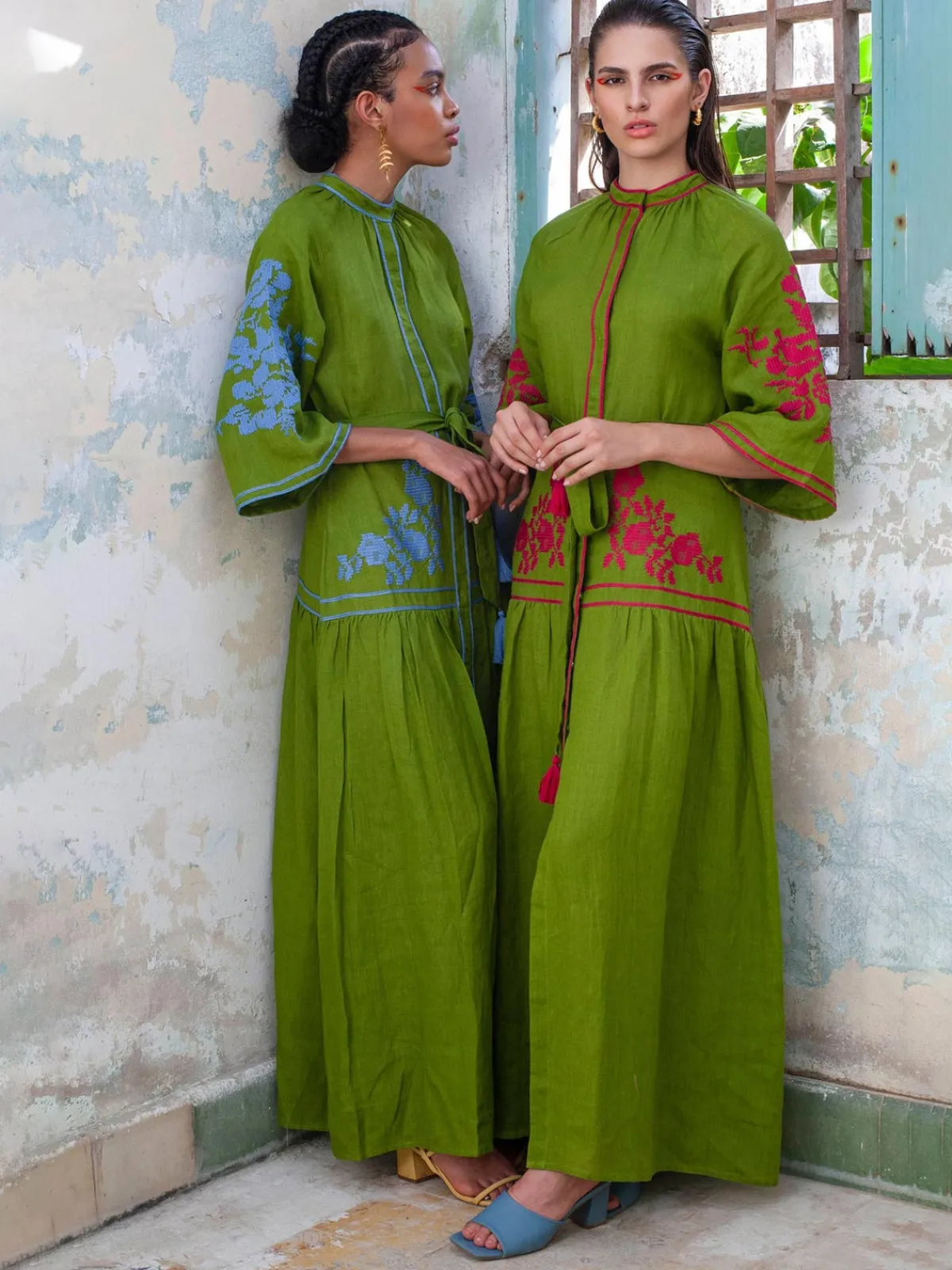 De Castro Swan Dress