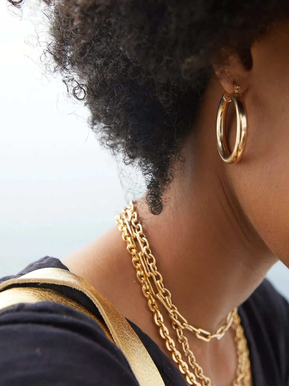 Mara Scalise Hollow Thick Hoops