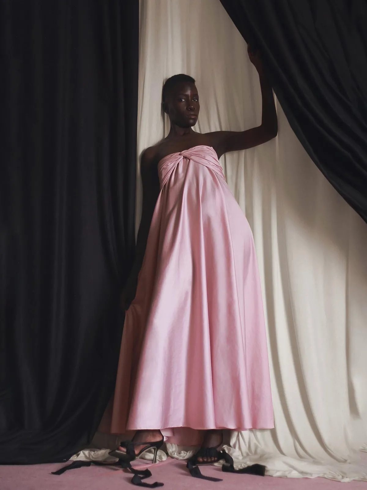 By Efrain Mogollon Eterea Dress